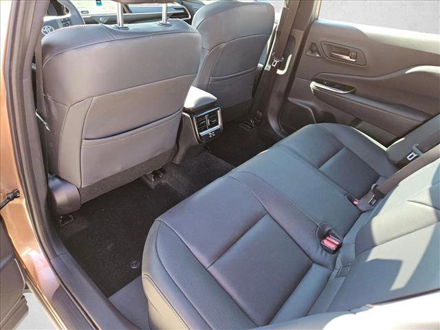 Used 2025 Toyota Crown Platinum image 11