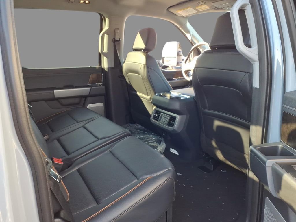 New 2026 Ford F250 Lariat w/ Black Appearance Package image 10