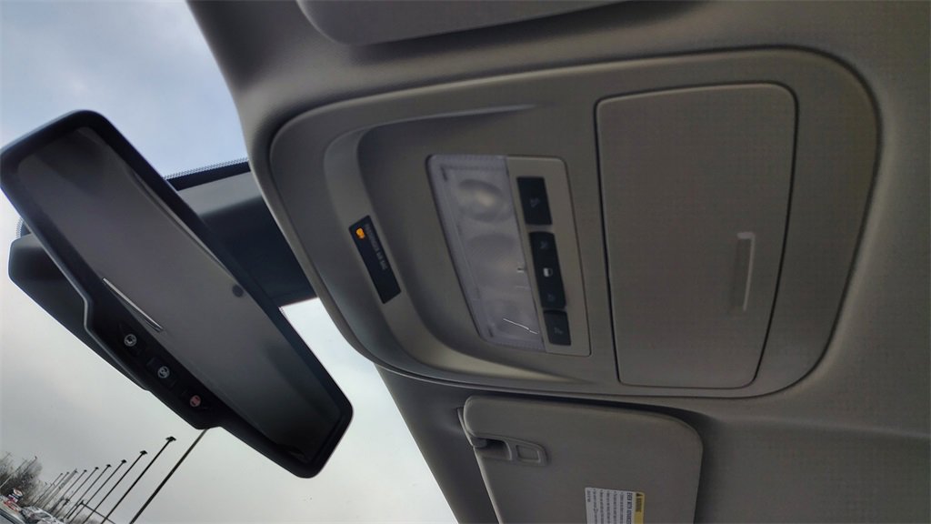 Used 2018 GMC Canyon Denali image 28