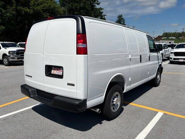 New 2026 Chevrolet Express 3500 w/ Driver Convenience Package RWD image 8