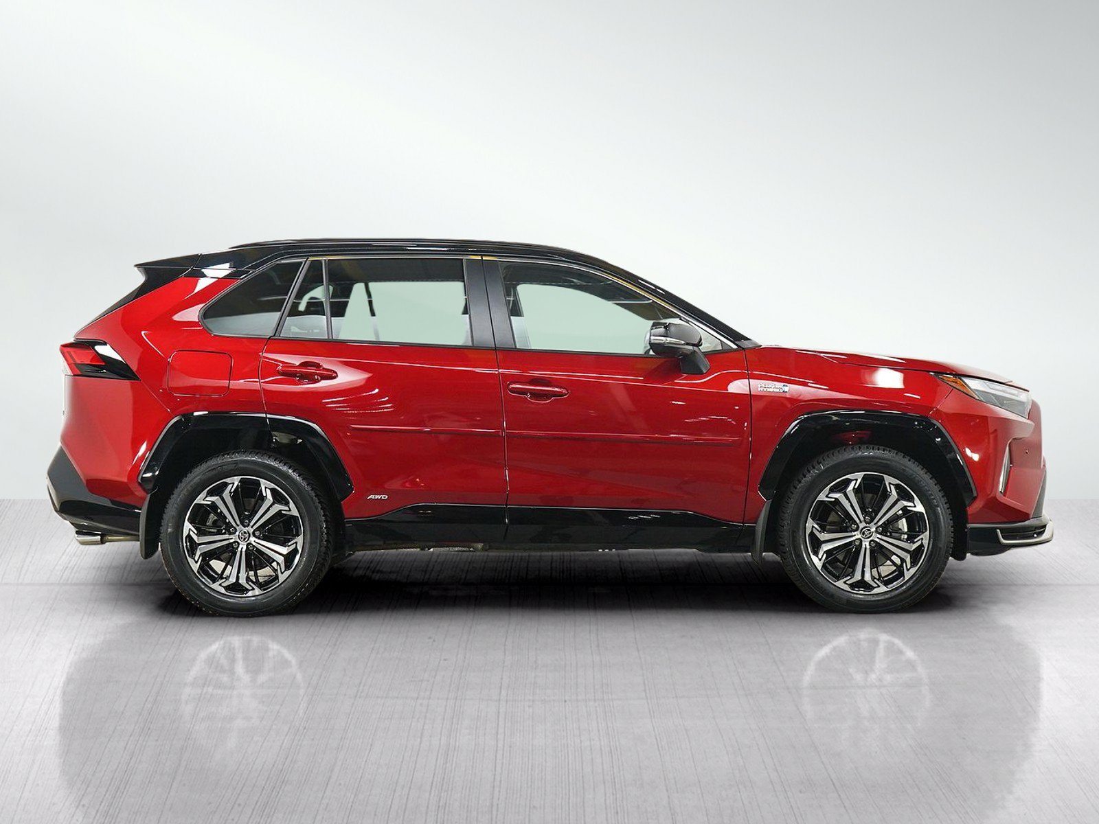 Used 2023 Toyota RAV4 XSE w/ Premium Package AWD/4WD image 6