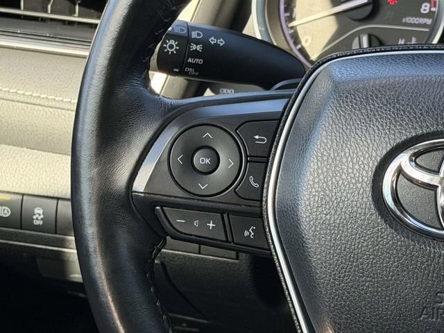 Used 2020 Toyota Camry SE image 11