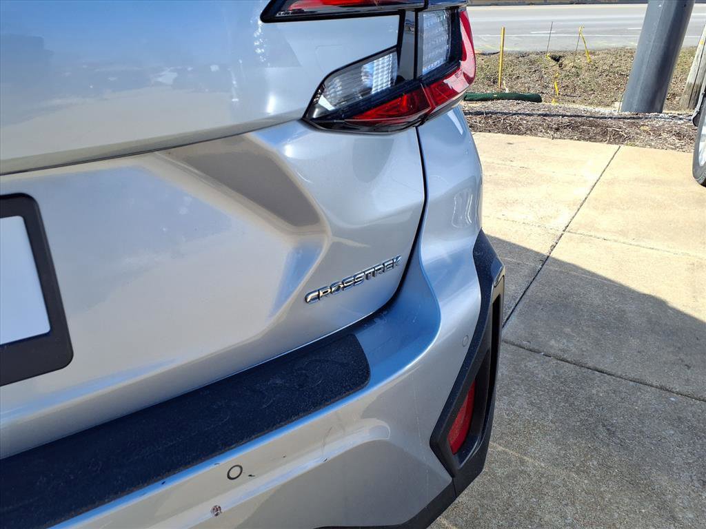 Used 2024 Subaru Crosstrek 2.5i Limited w/ Crosstrek Mirror Package image 35
