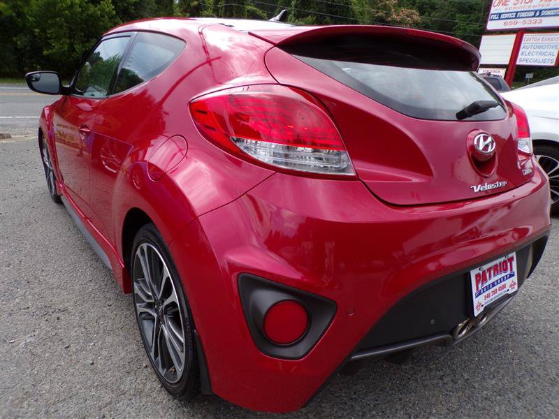 Used 2016 Hyundai Veloster Turbo w/ Option Group 04 FWD image 6