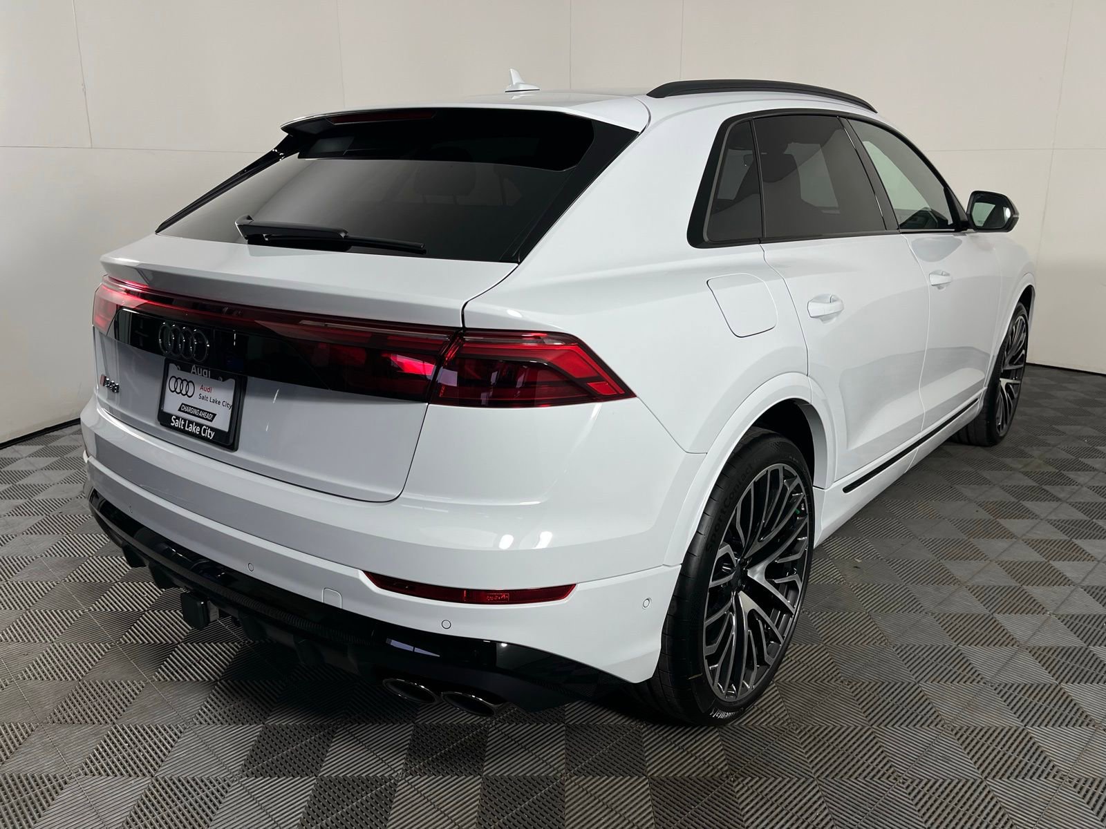 New 2026 Audi SQ8 Prestige image 8