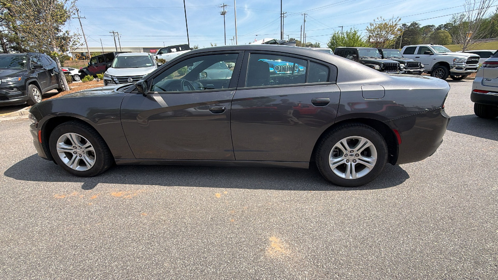 Used 2023 Dodge Charger SXT image 11
