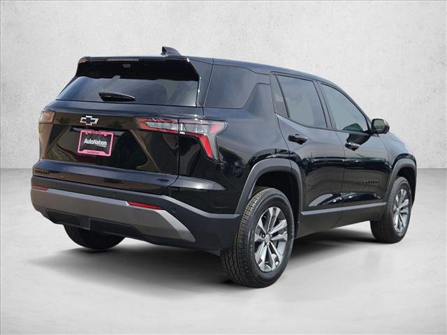 New 2026 Chevrolet Equinox LT w/ Convenience Package II FWD image 2