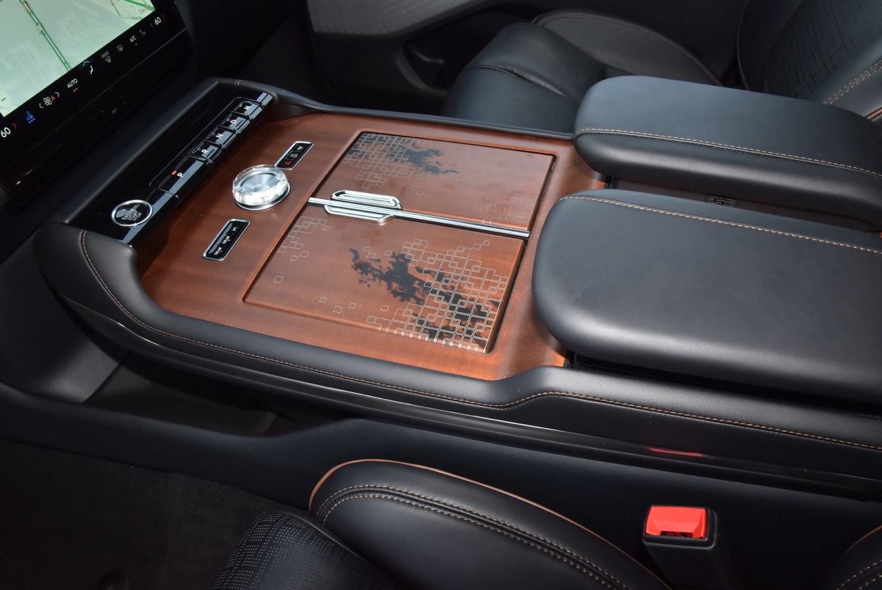 New 2027 Lincoln Navigator Black Label AWD/4WD image 36