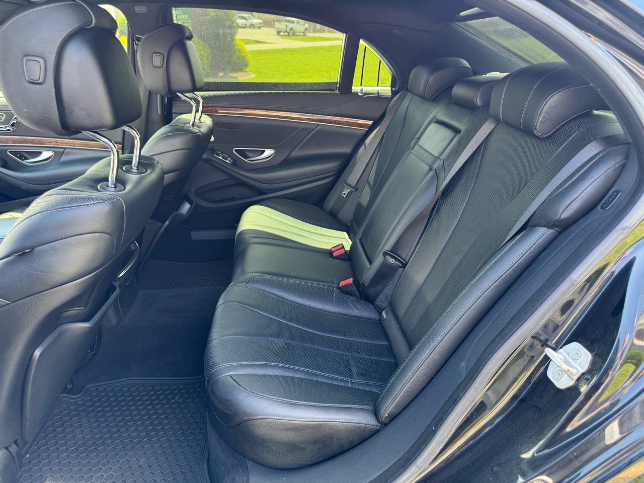 Used 2014 Mercedes-Benz S 550 Sedan image 19
