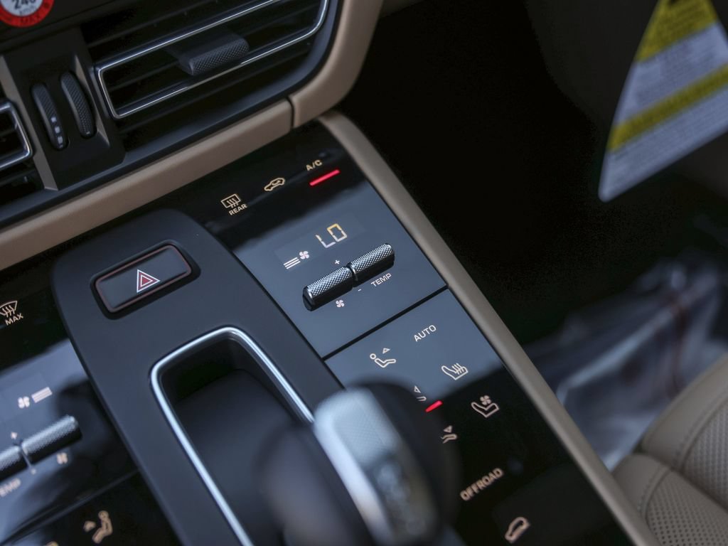 New 2026 Porsche Macan S AWD/4WD image 28