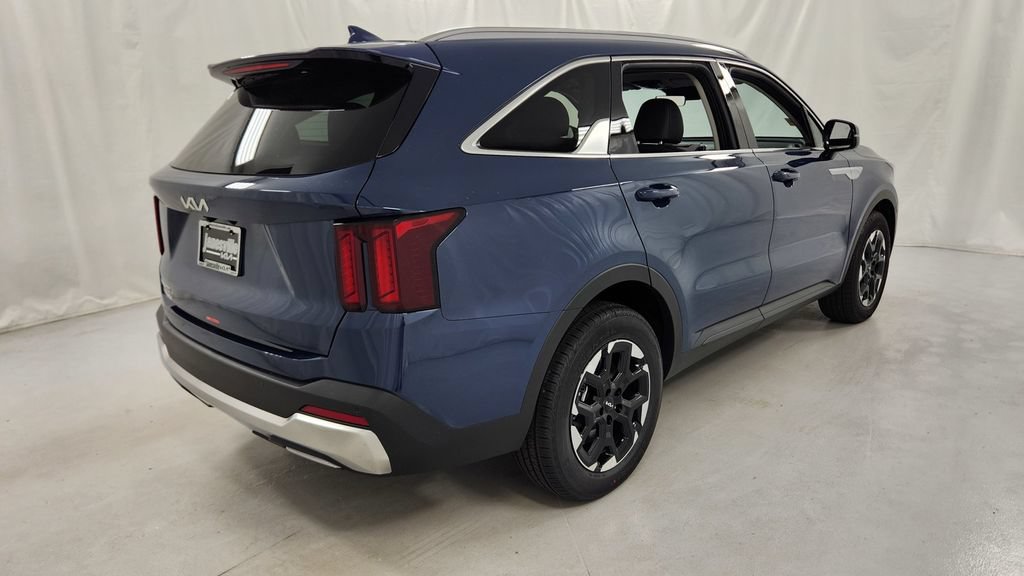 New 2026 Kia Sorento S w/ S Panoramic Sunroof Package FWD image 3