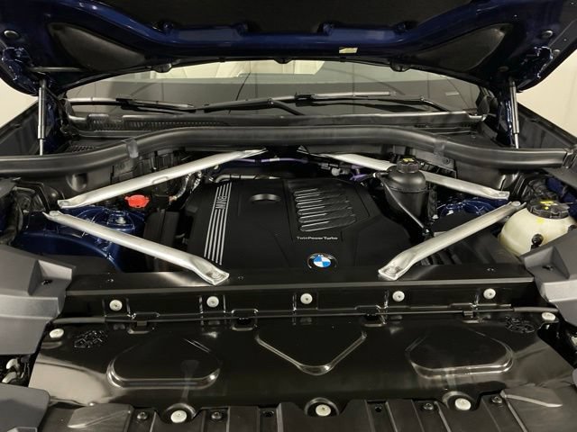 Used 2021 BMW X5 xDrive40i w/ Premium Package AWD/4WD image 45