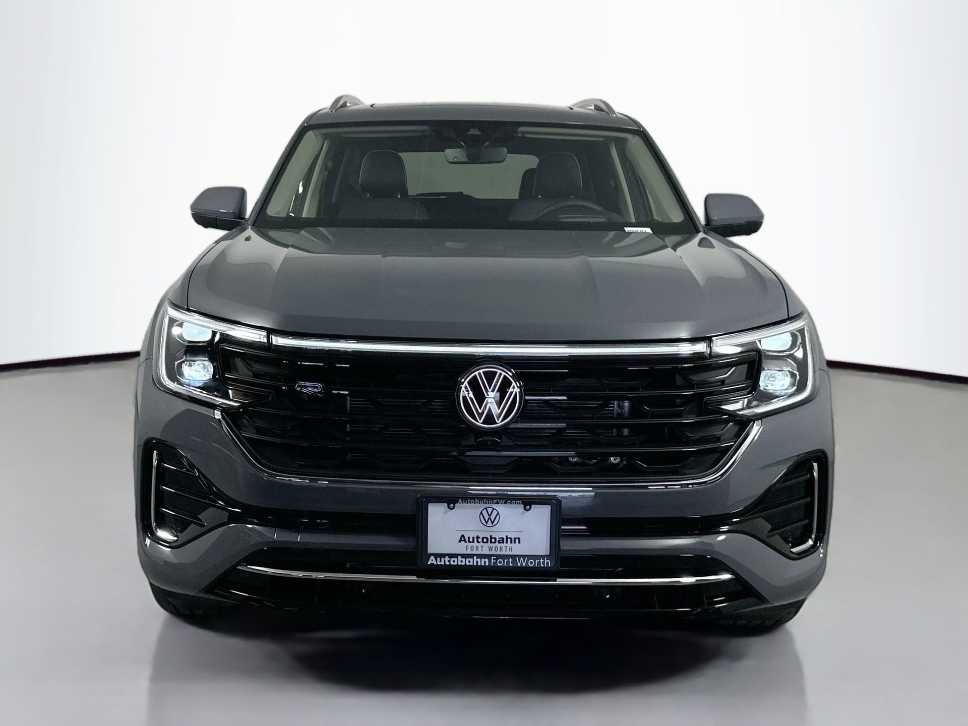New 2026 Volkswagen Atlas SEL Premium R-Line image 2