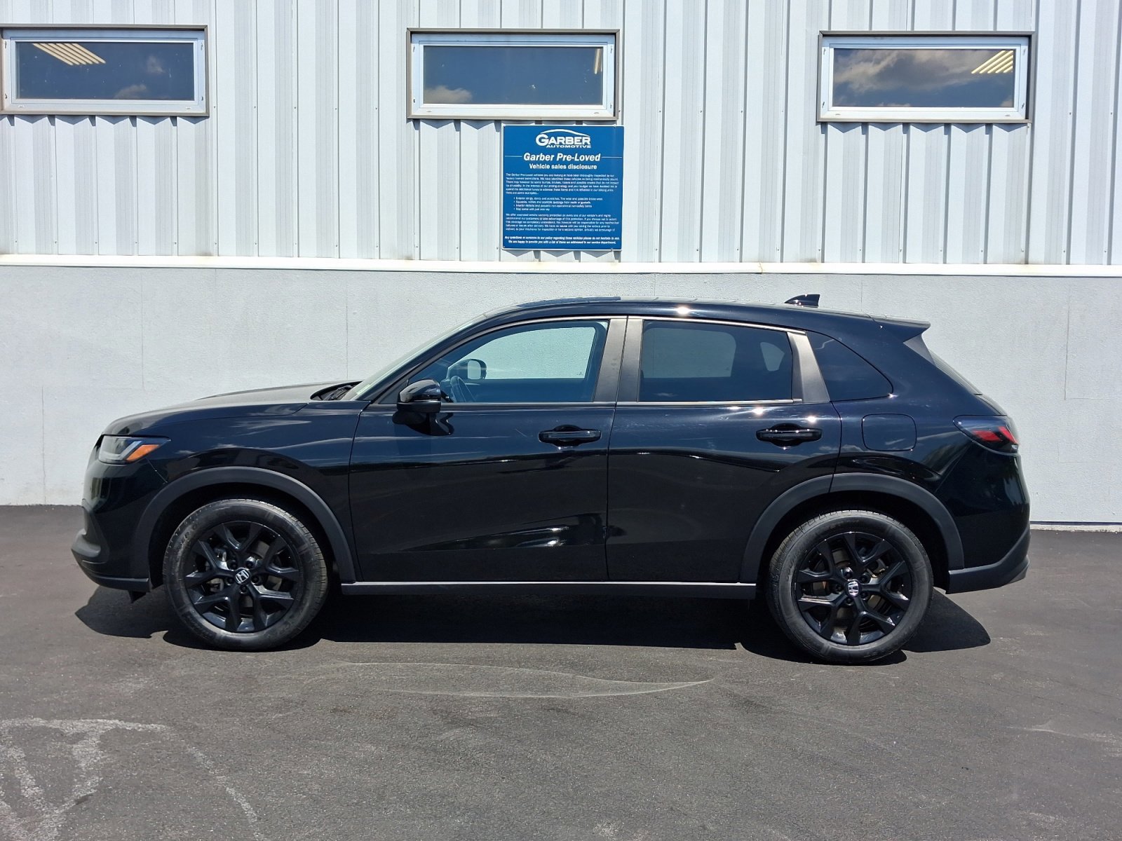 Used 2024 Honda HR-V Sport image 2