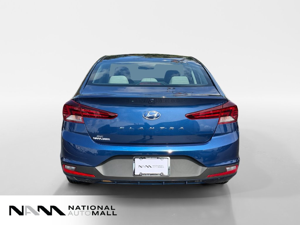 Used 2020 Hyundai Elantra SE FWD image 4