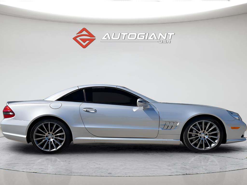 Used 2011 Mercedes-Benz SL 550 image 11