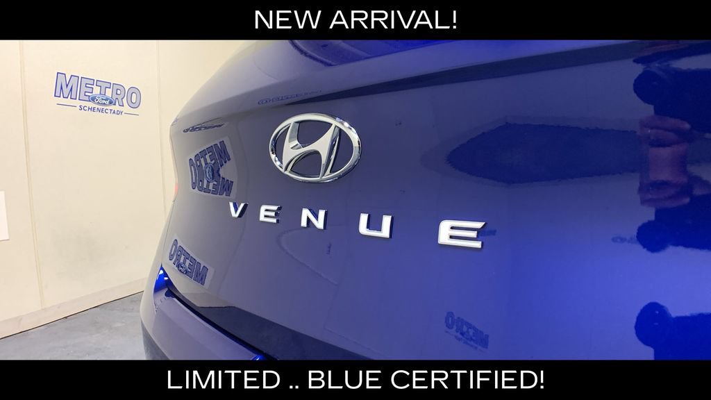 Used 2024 Hyundai Venue Limited FWD image 15