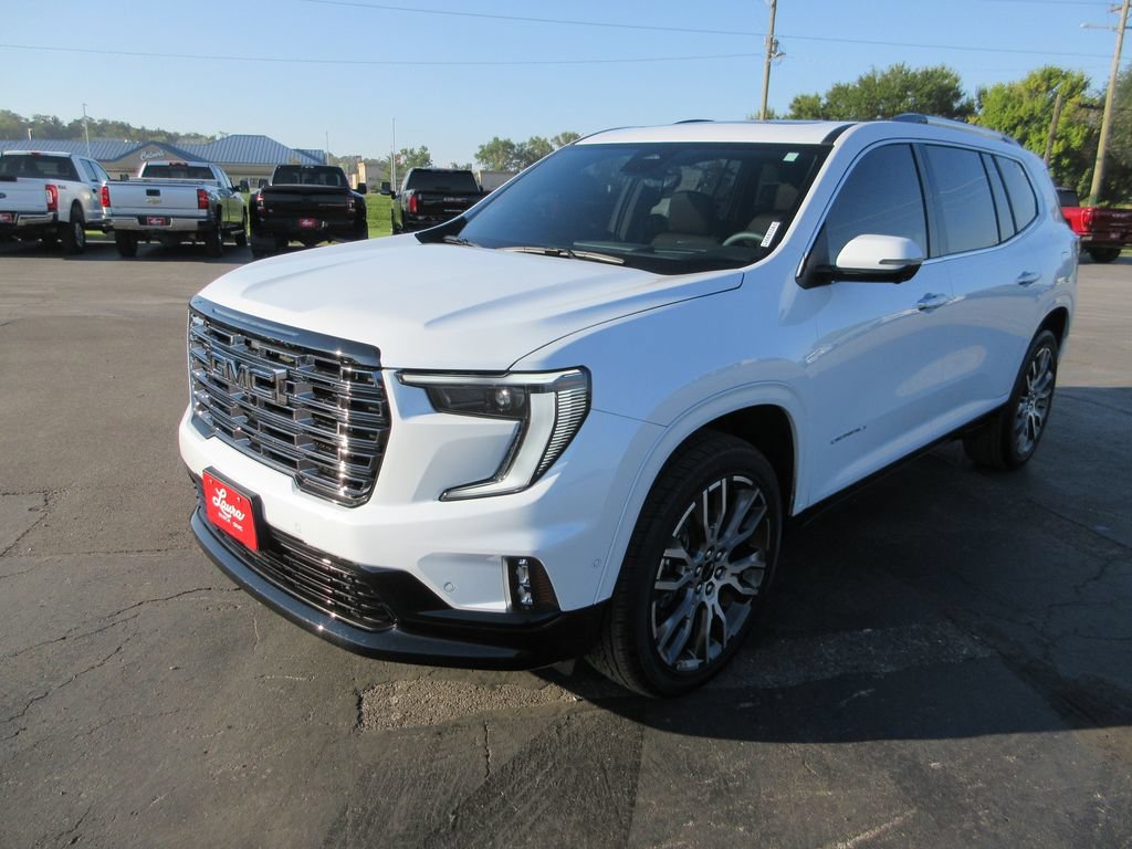 Certified 2026 GMC Acadia Denali Ultimate w/ LPO, All-Weather Package AWD/4WD image 11