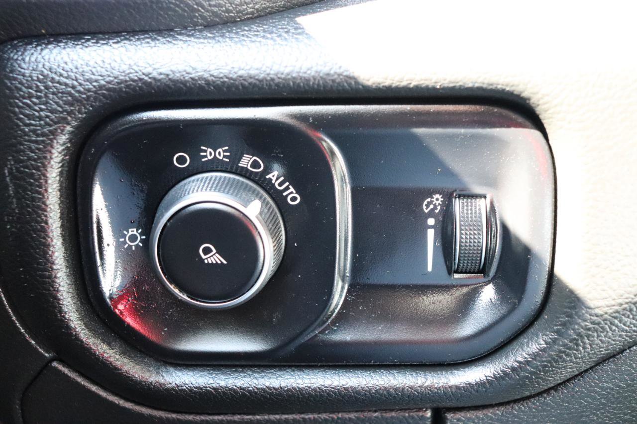 Used 2024 RAM 1500 Laramie RWD image 45