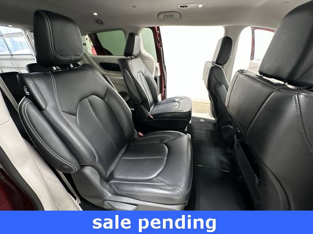 Used 2023 Chrysler Pacifica Touring-L image 24