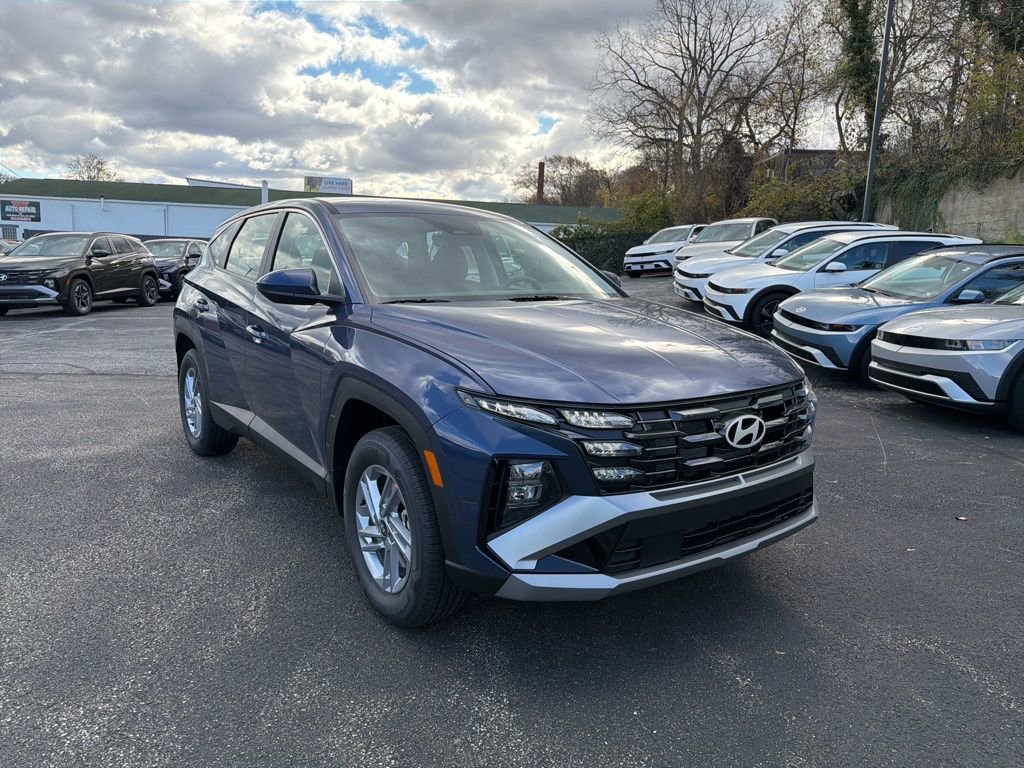 New 2026 Hyundai Tucson SE