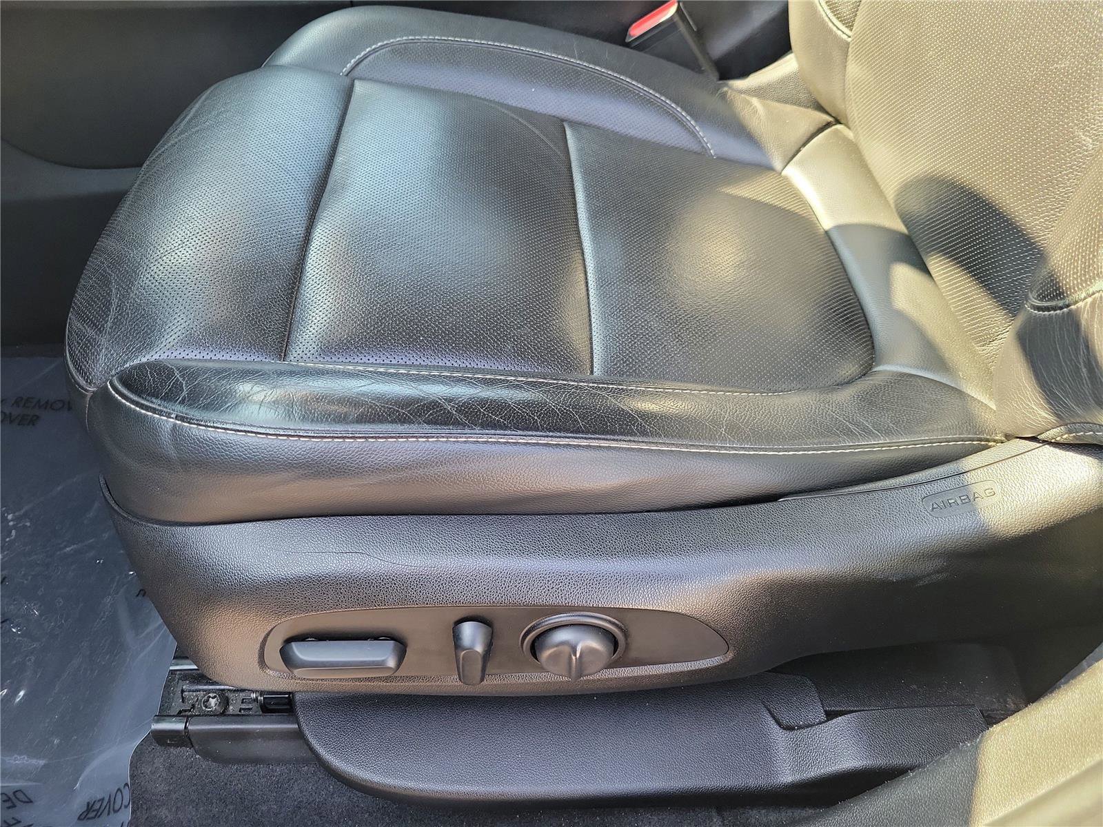 Used 2019 GMC Acadia SLT image 22