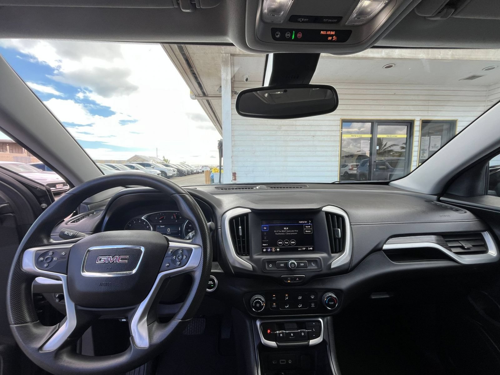 Used 2024 GMC Terrain SLE FWD image 28