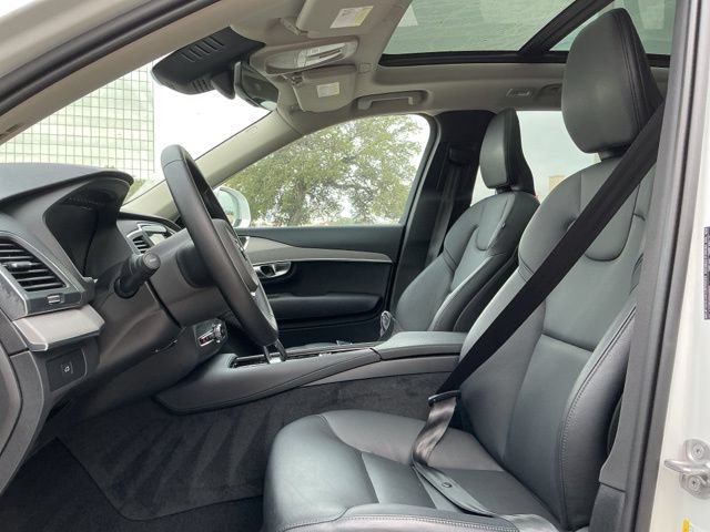 Certified 2025 Volvo XC90 B5 Core AWD/4WD image 27