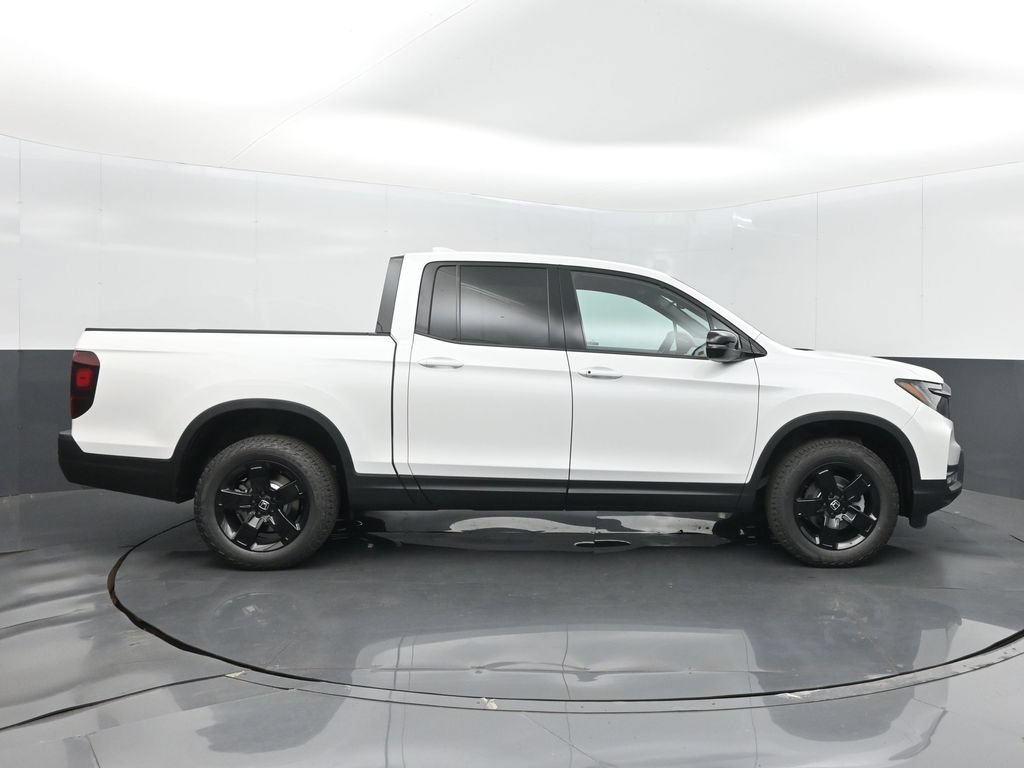New 2026 Honda Ridgeline Black Edition image 5