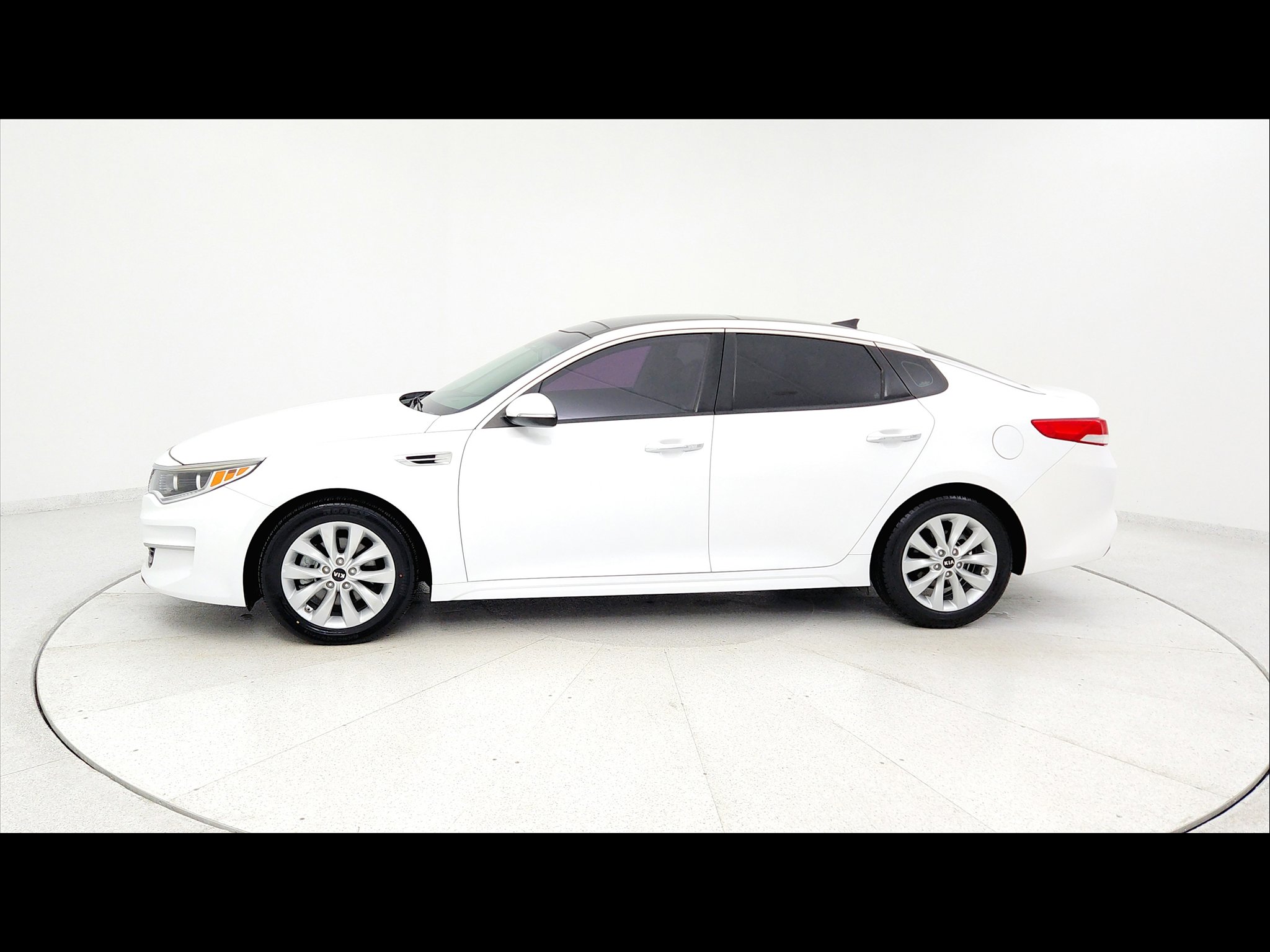 Used 2016 Kia Optima EX w/ Premium Package