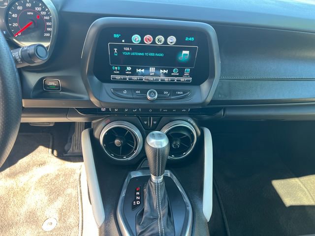 Used 2017 Chevrolet Camaro SS image 16