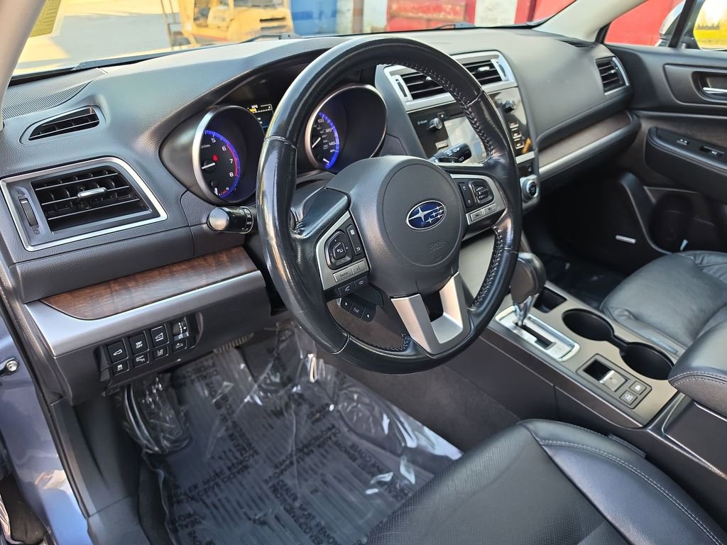 Used 2016 Subaru Outback 2.5i Limited AWD/4WD image 11