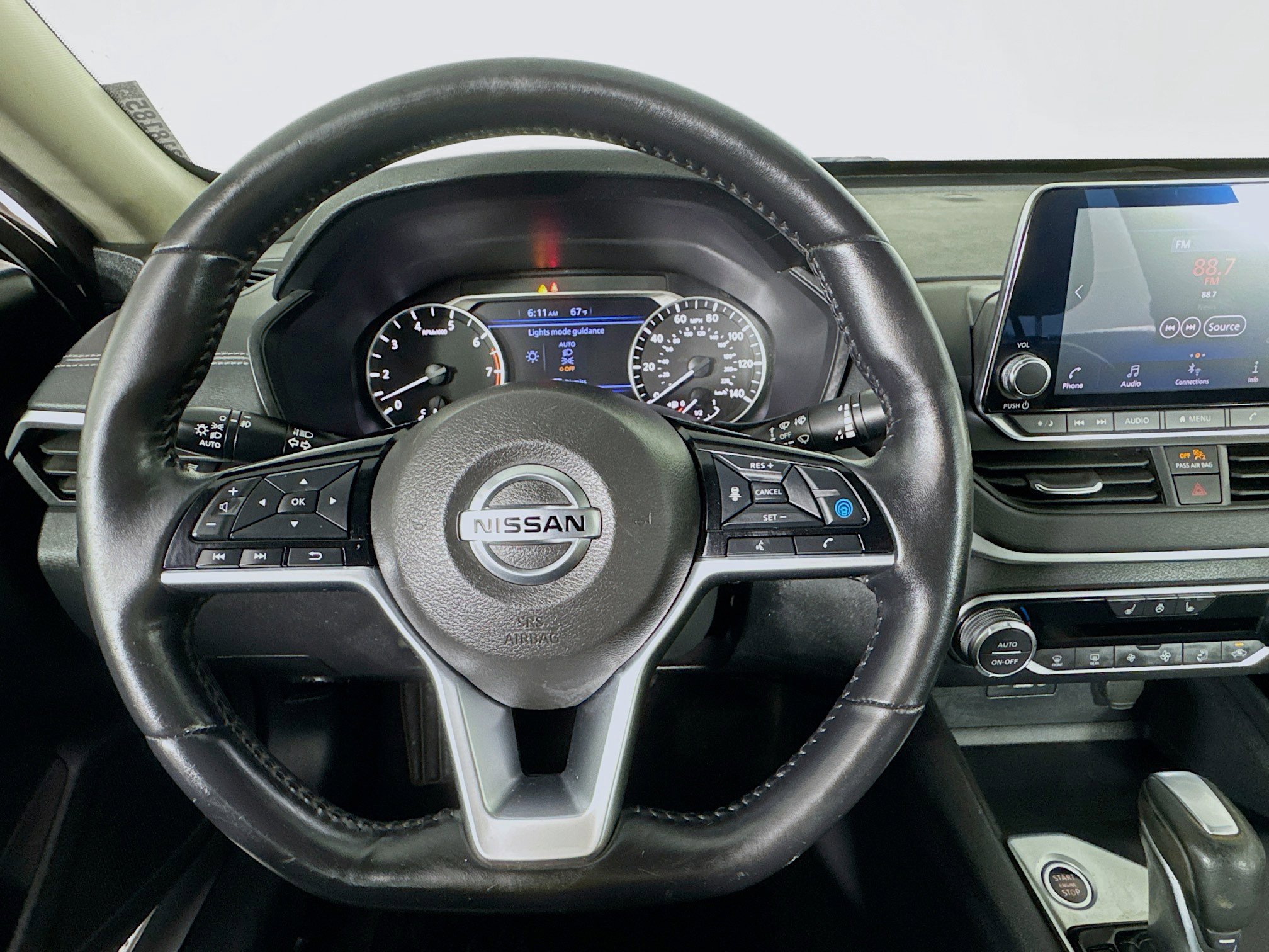 Used 2019 Nissan Altima 2.5 SV image 11