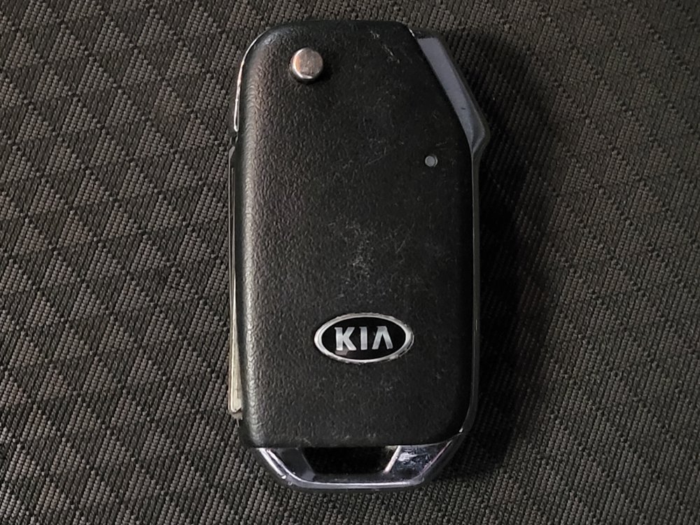 Used 2021 Kia Soul LX FWD image 32