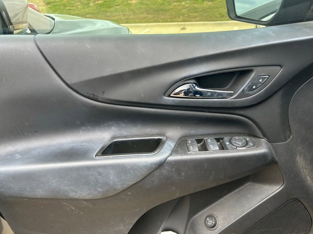 Used 2022 Chevrolet Equinox LT AWD/4WD image 11