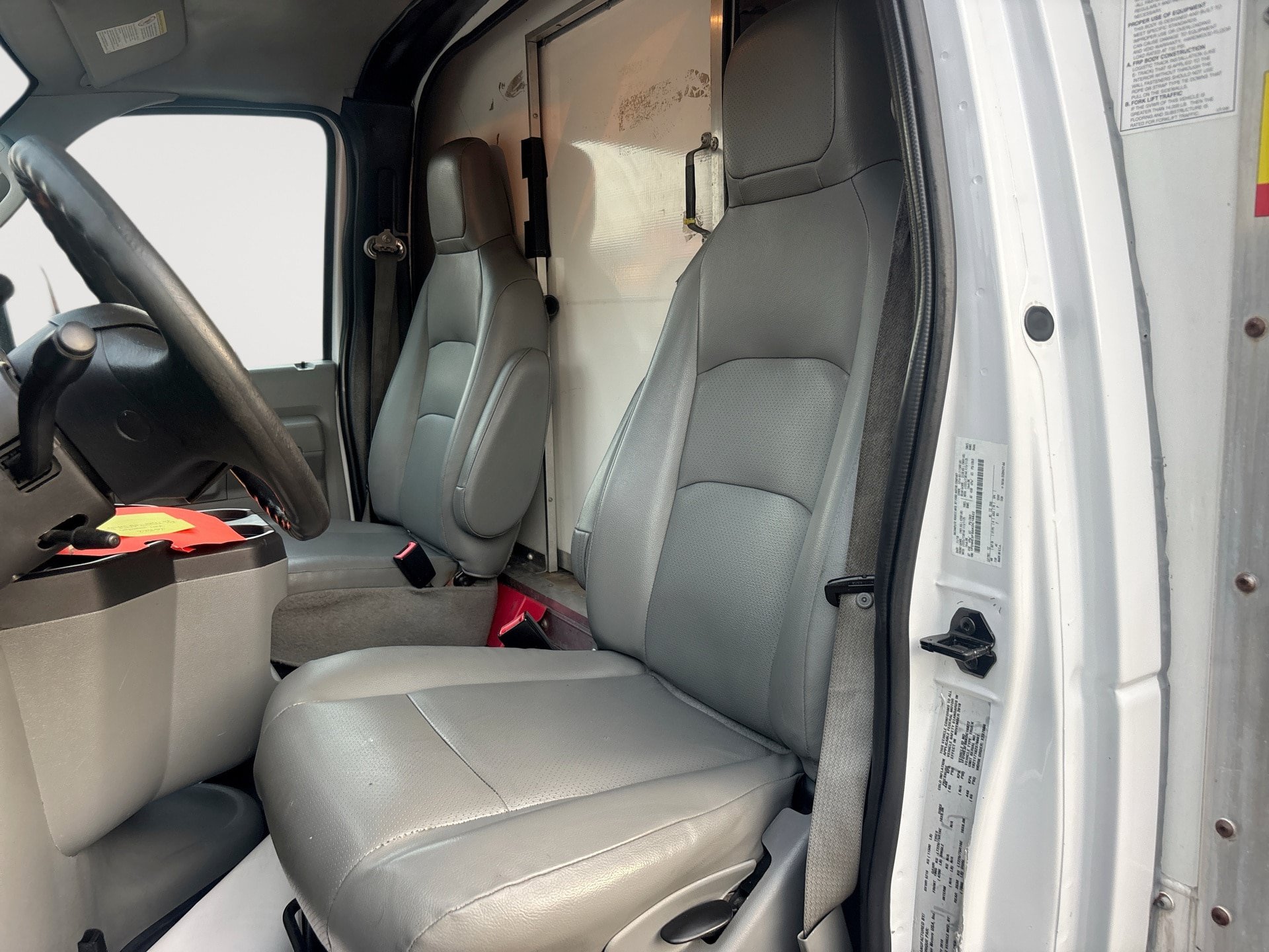 Used 2019 Ford E-350 and Econoline 350 Super Duty RWD image 13