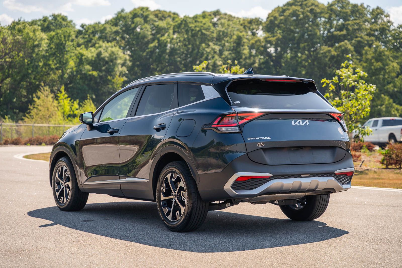 Used 2023 Kia Sportage EX image 5