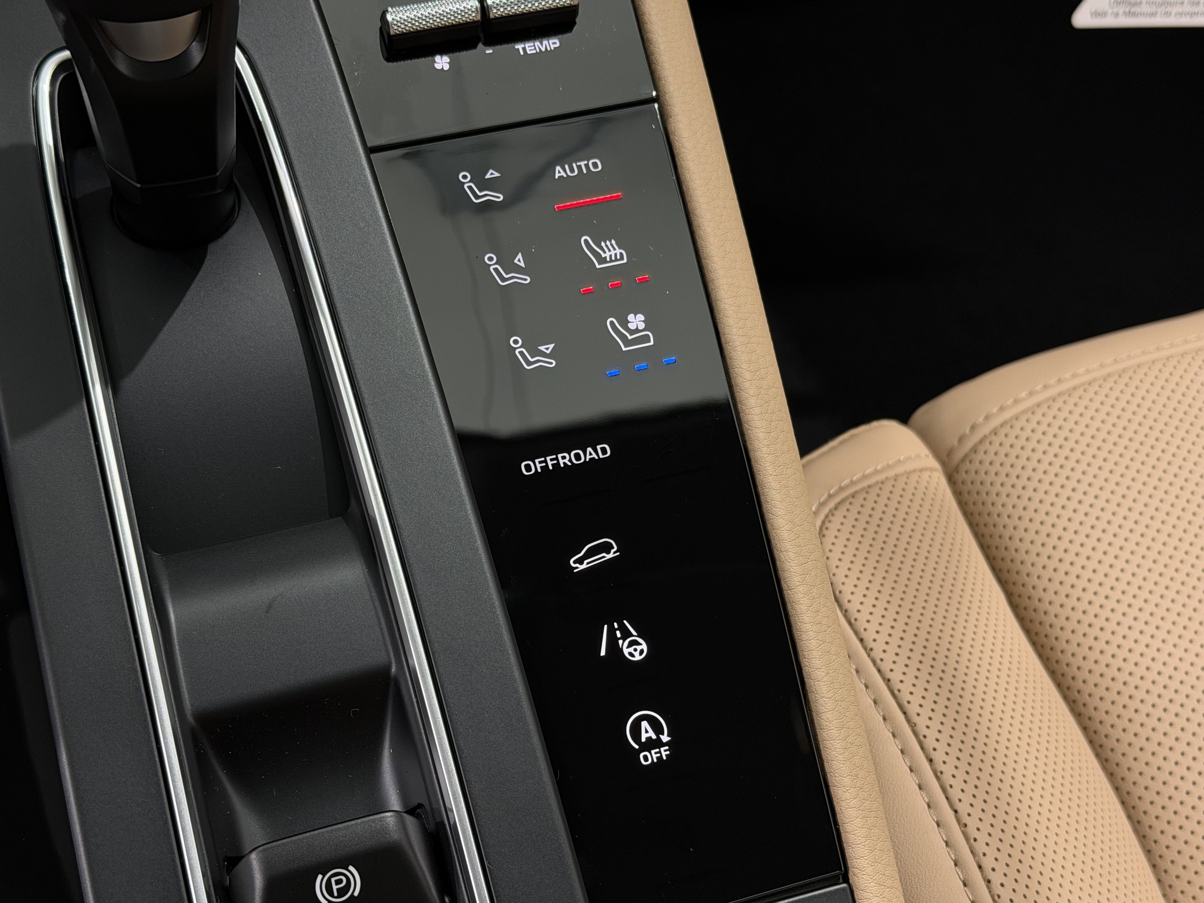 New 2026 Porsche Macan image 39