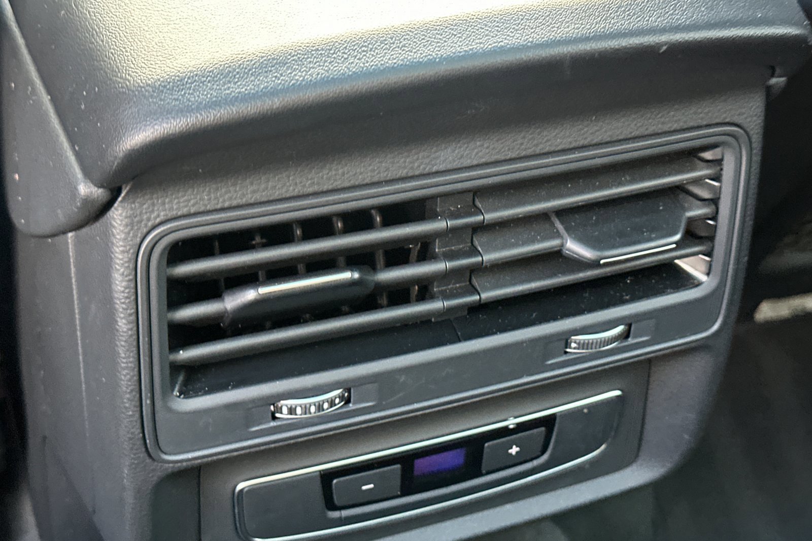 Used 2021 Audi Q7 3.0T Premium image 44