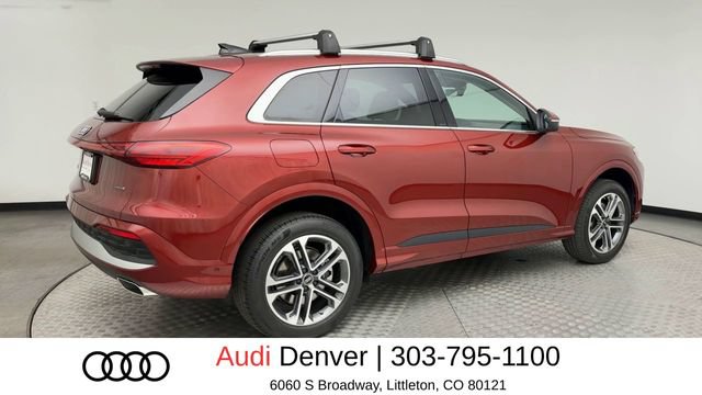 Used 2025 Audi Q5 Premium w/ Premium Plus AWD/4WD image 2