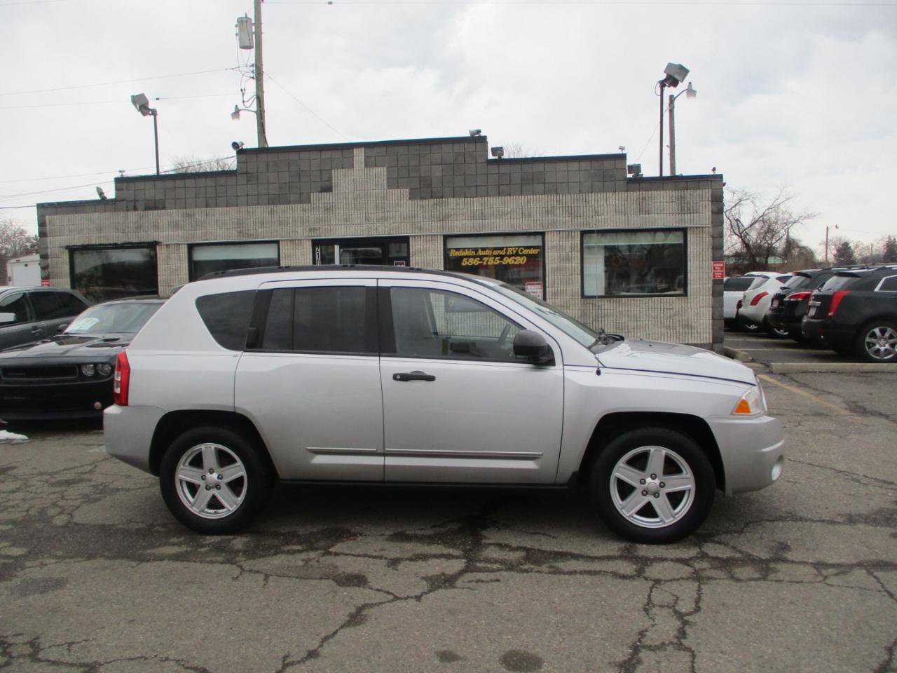 Used 2010 Jeep Compass Sport image 2