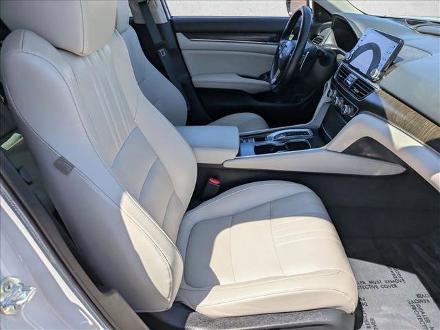 Used 2022 Honda Accord Touring image 28