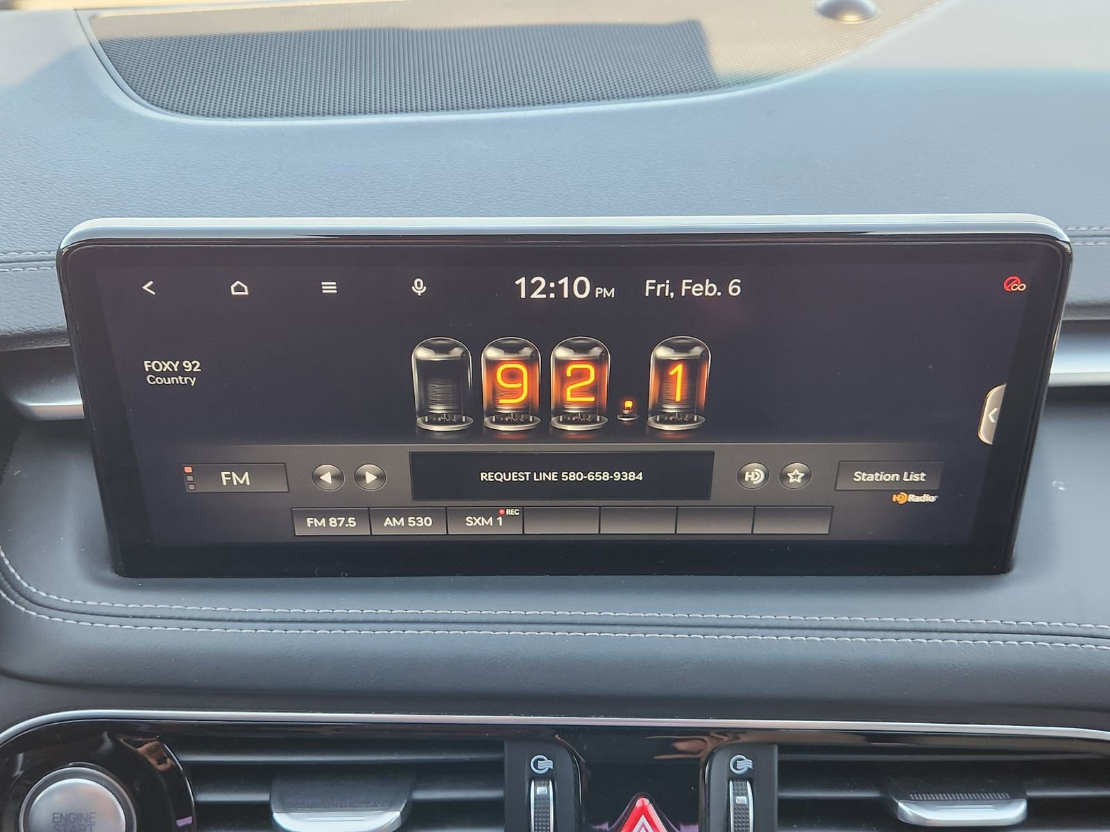 Used 2022 Genesis G70 2.0T image 20