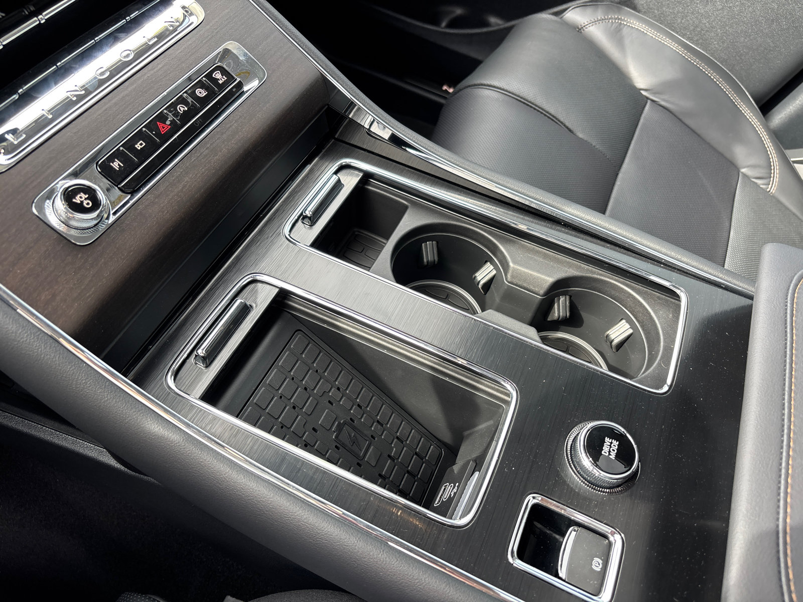 New 2026 Lincoln Aviator Reserve AWD/4WD image 23