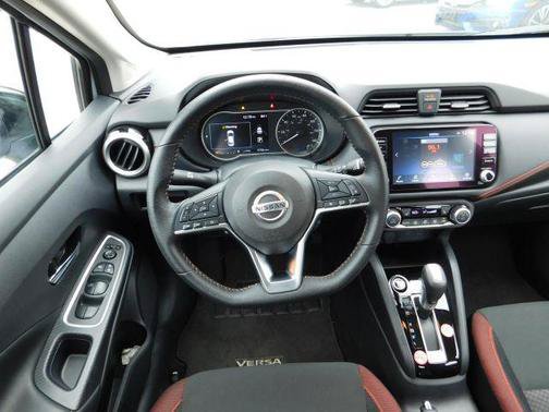 Used 2025 Nissan Versa SR w/ Trunk Package FWD image 13