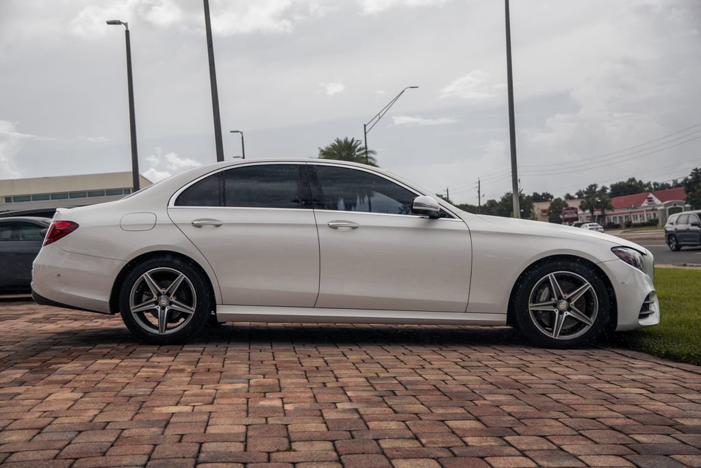 Used 2017 Mercedes-Benz E 300 4MATIC image 6