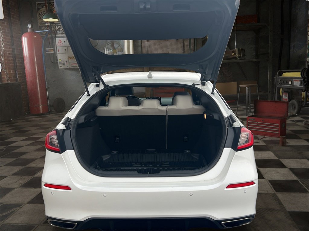 Used 2022 Honda Civic Sport Touring image 10