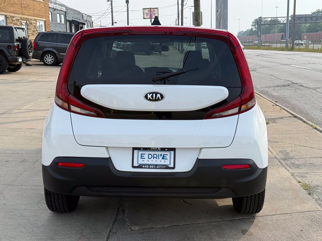 Used 2020 Kia Soul LX FWD image 8