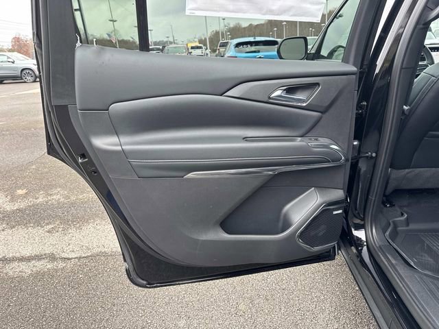 New 2026 Chevrolet Traverse LT w/ Enhanced Driving Package image 15