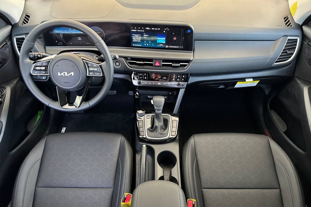 New 2026 Kia Seltos EX FWD image 13